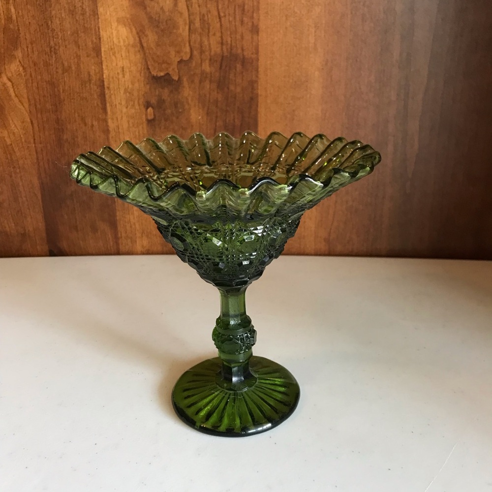 Vintage Indiana Glass Green Button Design Ruffled Edge Candy Dish
